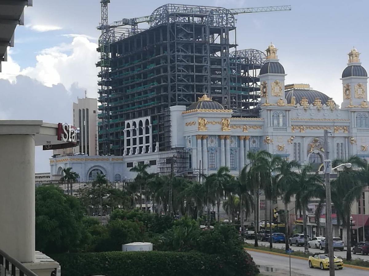 Star Sands Hotel Garapan Kültér fotó